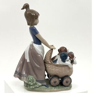 Vintage Lladro 5364 "Litter of Fun" Puppy Parade / Girl With Puppies Figurine